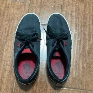 Vans size 9 skate shoes
